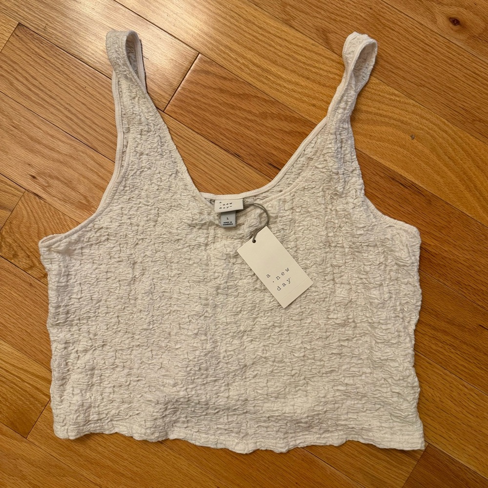 A New Day new beige textured cropped tank top- new with tags NWT